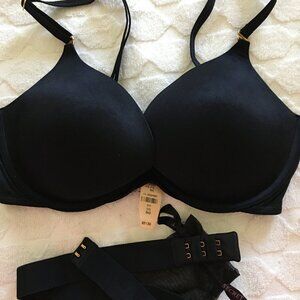 Victoria's Secret Convertible Bra